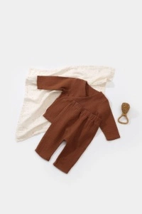 Set bluzita petrecuta si pantaloni lungi din muselina, BabyCosy, 100% bumbac organic, Caramiziu (Marime: 18-24 Luni) - Img 2