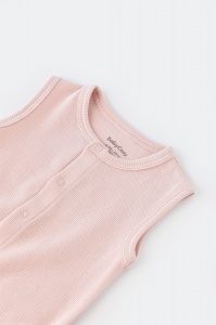 Salopeta fara maneci si pantaloni scurti - 100% bumbac organic - Roz, BabyCosy (Marime: 9-12 luni) - Img 3