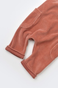 Salopeta Velvet cu bretele din 80%bumbac organic si 20% poliester - Caramiziu, BabyCosy (Marime: 6-9 luni) - Img 3
