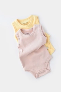 Set 2 body-uri fara maneci bebe unisex -100% bumbac organic - Galben/Roz, BabyCosy (Marime: 18-24 Luni) - Img 3