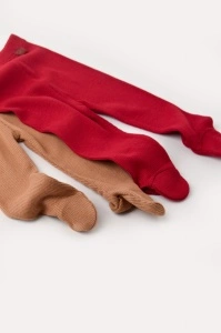 Set 2 pantaloni cu botosei bebe unisex din bumbac organic si modal - Maro/Rosu, BabyCosy (Marime: 6-9 luni) - Img 2
