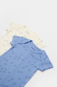 Set 2 salopete scurte Printed, BabyCosy, 50% modal+50% bumbac, Ecru/Lavanda (Marime: 6-9 luni) - Img 2