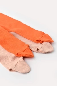 Set 2 pantaloni cu botosei bebe unisex din bumbac organic si modal - Rodie/Piersica, BabyCosy (Marime: 6-9 luni) - Img 2