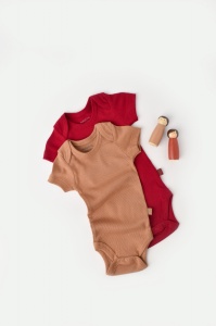 Set 2 body-uri bebe unisex din bumbac organic si modal - Maro/Rosu, BabyCosy (Marime: 3-6 Luni) - Img 2