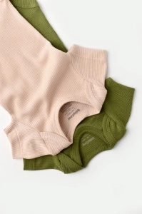 Set 2 body-uri bebe unisex din bumbac organic si modal - Verde/Blush, BabyCosy (Marime: 9-12 luni) - Img 3
