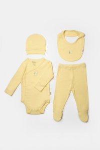 Set 4 piese:body, pantaloni, baveta si caciulita Bamboo, galben, BabyCosy, 50% bumbac+50%bambus (Marime: 6-9 luni) - Img 3