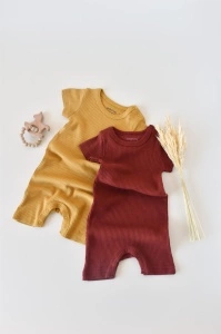 Set de 2 salopetele cu maneca scurta din bumbac organic si modal - Caramiziu/ Sofran BabyCosy (Marime: 3-6 Luni) - Img 3