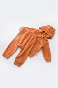Set Ursulet cu bluzita cu fermoar si gluga si pantaloni lungi din 80%bumbac organic si 20% poliester - Portocaliu, BabyCosy (Marime: 18-24 Luni) - Img 2