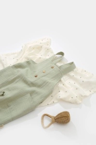 Salopeta de vara cu buzunare din muselina, BabyCosy, 100% bumbac organic, verde (Marime: 6-9 luni) - Img 3