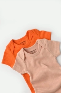 Set 2 body-uri bebe unisex din bumbac organic si modal - Rodie/Piersica, BabyCosy (Marime: 18-24 Luni) - Img 2