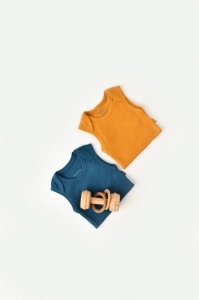 Set 2 body-uri fara maneci bebe unisex din bumbac organic si modal - Bleumarin/Sofran, BabyCosy (Marime: 3-6 Luni) - Img 2