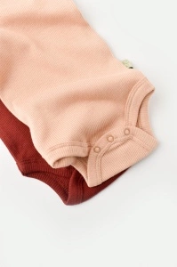 Set 2 body-uri fara maneci bebe unisex din bumbac organic si modal - Caramiziu/Somon, BabyCosy (Marime: 0-3 Luni) - Img 3