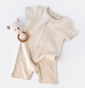 Salopeta cu pantaloni scurti - 100% bumbac organic - Stone, BabyCosy (Marime: 12-18 Luni)