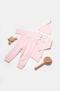Set 3 piese:bluza, pantaloni si caciulita Bamboo, roz, BabyCosy, 50% bumbac+50%bambus (Marime: 3-6 Luni)