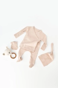 Set 4 piese: bluza, pantaloni, caciulita si manusi din bumbac organic si modal - Blush, BabyCosy (Marime: 3-6 Luni)