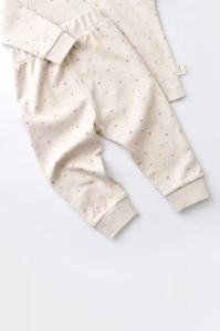 Set bluzita cu maneca lunga si pantaloni lungi - bumbac organic 100% - Crem cu buline, BabyCosy (Marime: 18-24 Luni) - Img 2