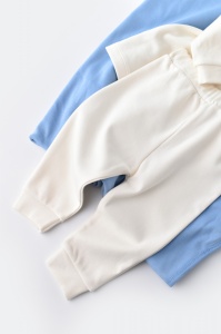 Set bluzita cu maneca lunga si pantaloni lungi - bumbac organic 100% - Ecru, BabyCosy (Marime: 18-24 Luni) - Img 3