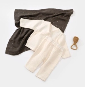 Set bluzita petrecuta si pantaloni lungi din muselina, BabyCosy, 100% bumbac organic, Ecru (Marime: 18-24 Luni) - Img 2