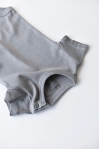 Body din bumbac organic Gri BabyCosy (Marime: 9-12 luni) - Img 2