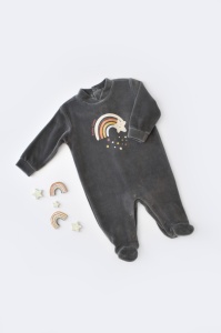 Salopeta Curcubeu cu maneca lunga si botosei din 80%bumbac organic si 20% poliester - Antracit, BabyCosy (Marime: 6-9 luni)