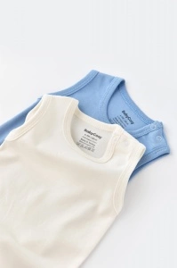 Set 2 body-uri fara maneci bebe unisex -100% bumbac organic - Ecru/Bleu, BabyCosy (Marime: 9-12 luni) - Img 3