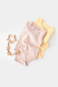 Set 2 body-uri fara maneci bebe unisex -100% bumbac organic - Galben/Roz, BabyCosy (Marime: 6-9 luni)