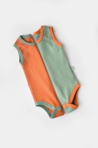 Set 2 body-uri fara maneci Ribana Bebe Unisex din bumbac organic si 5%elastan - Portocaliu/Verde BabyCosy (Marime: 12-18 Luni) - Img 2