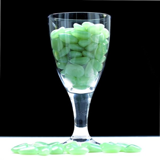 Set 100 pietre decorative fosforescente EBA, dimensiune 2-3 cm - Img 4