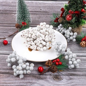Decoratiune Craciun, model buchet flori albe inghetate EBA, 40 crengute, lungime 15 cm