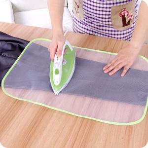 Plasa Protectie pentru Calcat Haine Delicate EBA, 35 x 50 cm, Multicolor