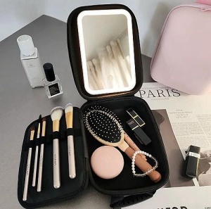 Geanta cosmetice roz cu oglinda LED reincarcabila, organizator machiaj, soft touch - Img 2