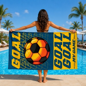 Prosop de plaja model dinamic cu minge de fotbal, 70x140 cm - Img 2