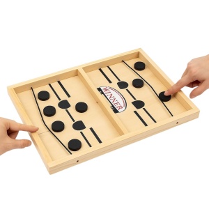 Joc de Indemanare Tip Foosball Winner din Lemn , Rapid, Interactiv si Amuzant