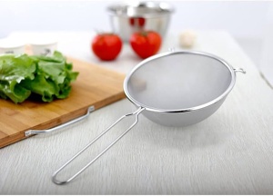Strecuratoare bucatarie inox 14 cm, sita metalica fina pentru ceai si alimente - Img 3
