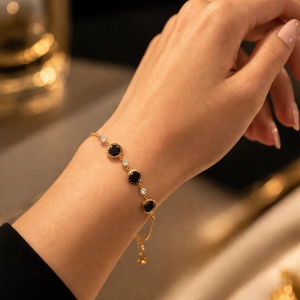 Brățară damă Roxé – inoxidabil, model elegant cu cristale negre și albe, reglabilă - Img 2