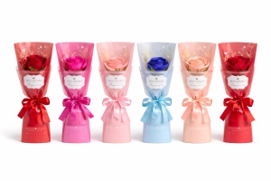 Set 6 flori artificiale cu ambalaj cadou Best Wishes, multicolor, 28.5 x 11 cm