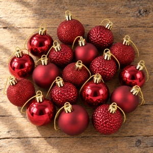 Set 24 globuri de Crăciun bordo, plastic, cu agățătoare, tub 28 x 11 cm - Img 3