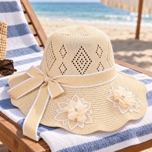 Pălărie de Plajă Crem cu Flori Decorative și Fundă Elegantă - Img 4