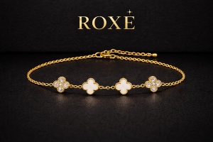 Brățară Roxé cu trifoi – model elegant cu 2 elemente albe și 2 cu strasuri - Img 2