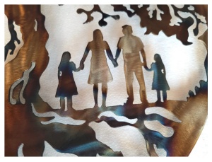 Decor perete Copacul Vieții – familie 4 membri, 2 fete, 90 × 90 cm - Img 4
