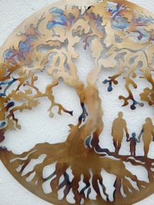 Decor perete Copacul Vieții – familie 3 membri, mamă, tată și băiat, 100 × 100 cm - Img 4