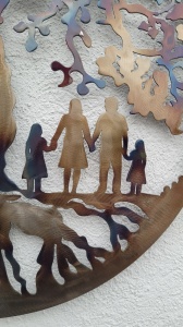 Decor metalic de perete – Copacul Vieții cu siluetă de familie - Img 4