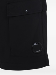 C.P. COMPANY Shorts Black - Img 3