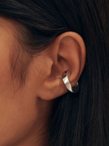 JACQUEMUS The Tourni ear cuff - Img 2