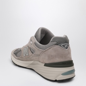 New Balance Made in UK 991v2 Sneakers in Taupe - Img 2