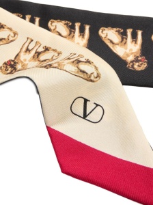 Valentino Garavani Scarf Bandeaux Petit Charles In Silk - Img 2