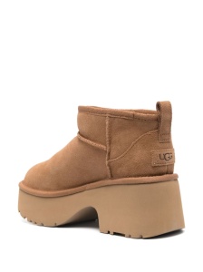 UGG Australia Boots Beige - Img 2