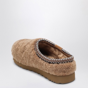 UGG Tasman Maxi Curly chestnut-coloured slipper - Img 2