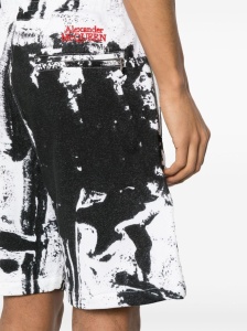 Alexander McQueen paint-splatter cotton shorts - Img 2