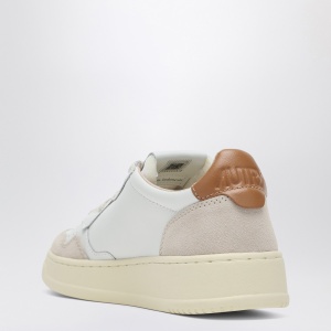 AUTRY Medalist sneakers in white/brown leather and suede - Img 2